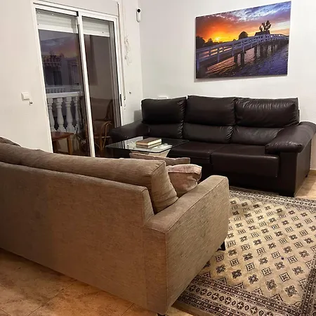 Habitación en casa particular Compartido - Solo El Es Privado *