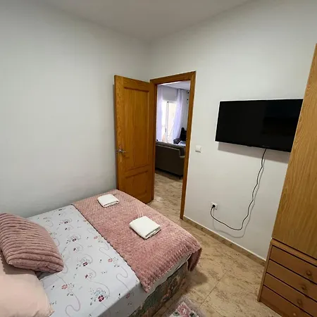 Habitación en casa particular Compartido - Solo El Es Privado *